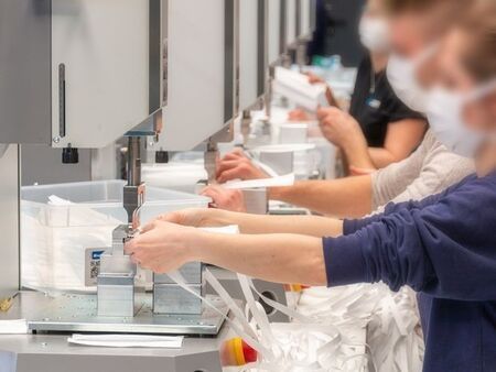 Компрессор Ремеза отгружен на завод по производству медицинских масок Компрессор Ремеза отгружен на завод по производству медицинских масок