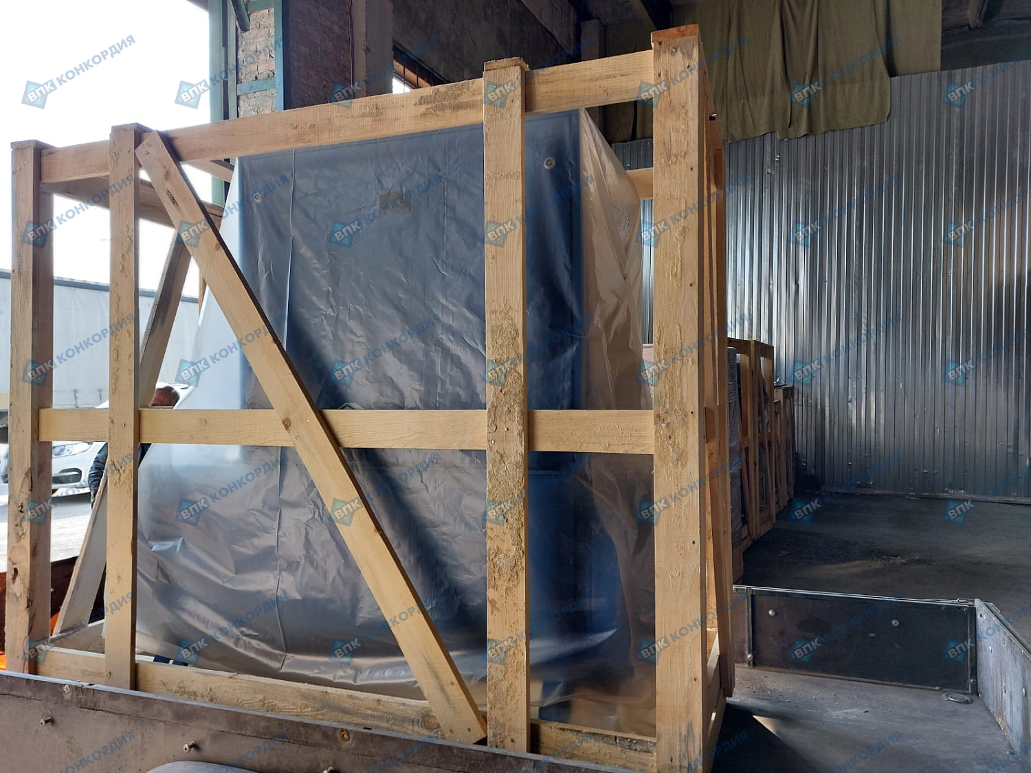 Отгрузка винтового компрессора Remeza ВК15Е-10-500 в г. Новосибирск Отгрузка винтового компрессора Remeza ВК15Е-10-500 в г. Новосибирск